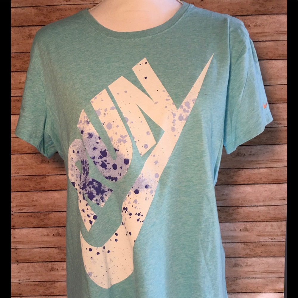 Nike Dri-Fit running shirt size Extra Large